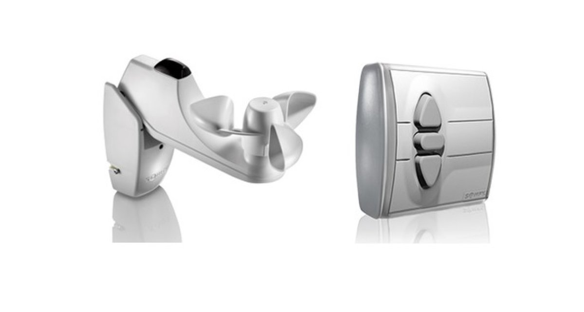 Pergola wind sensor and steering
